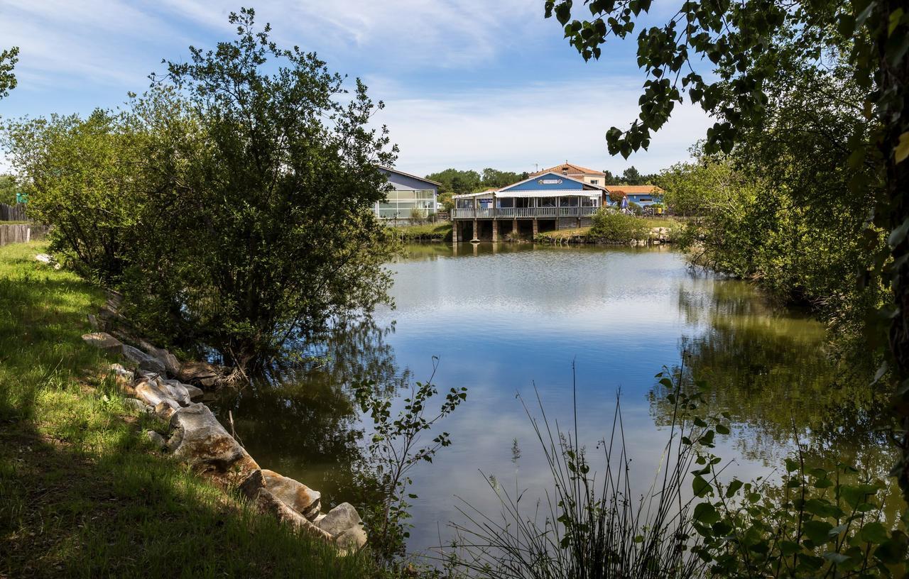 Domaine Residentiel De Plein Air Odalys L'Etang De Besse Сен-Ілер-де-Р'єз Екстер'єр фото